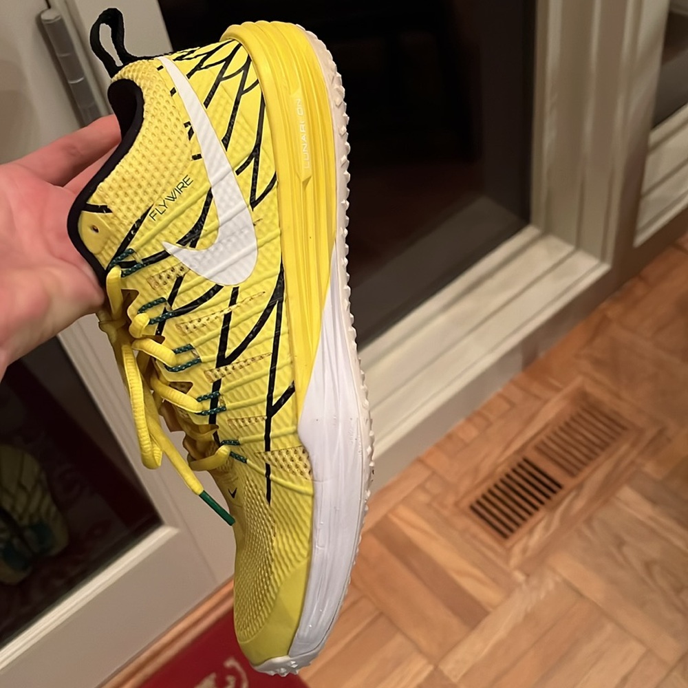 Men’s Nike University of Oregon yellow ‘Win the Day’ shoes Men's 9.5 - Picture 5 of 12